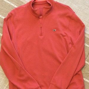 Men’s Vineyard Vines pullover, size Medium